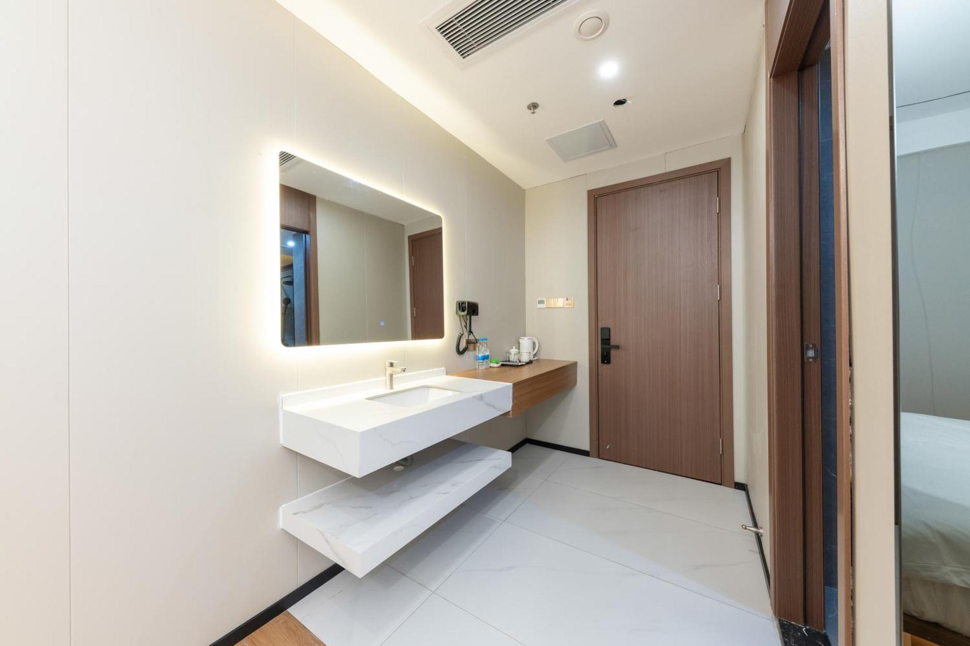 Guangzhou Haiyue Hotel Buitenkant foto